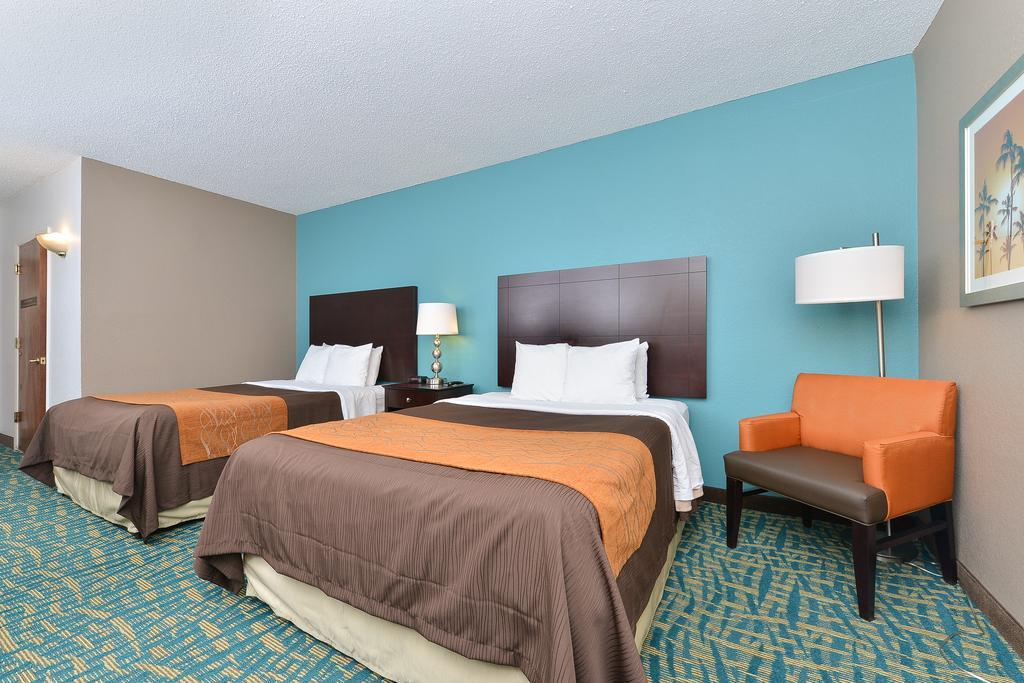 Comfort Inn & Suites Fort Lauderdale West Turnpike Lauderdale Lakes Exterior photo
